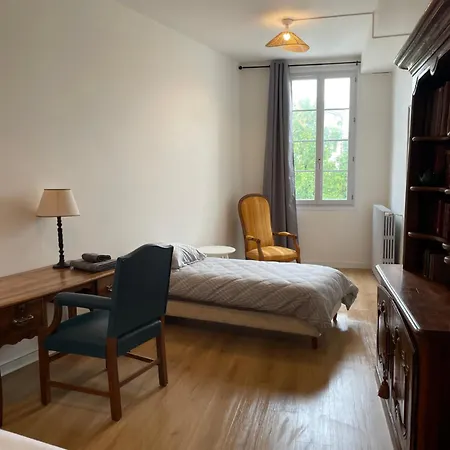 Grand Lumineux Proche Du Centre Avec Cour Privee Apartamento Bergerac