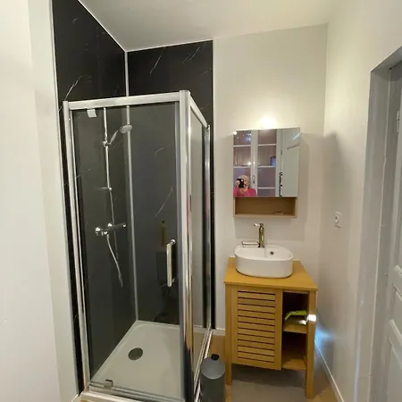 Grand Lumineux Proche Du Centre Avec Cour Privee Apartamento Bergerac